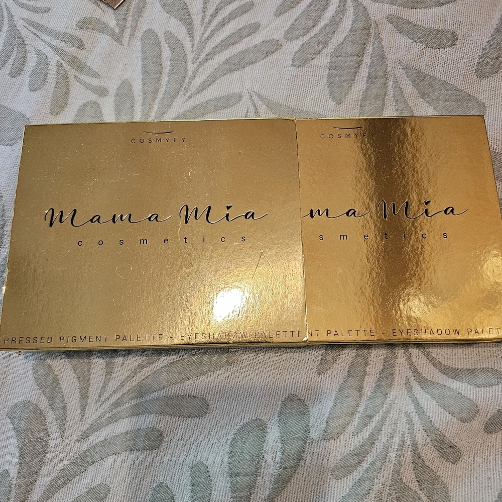 NWOT Makeup Bundle - Picture 2 of 3